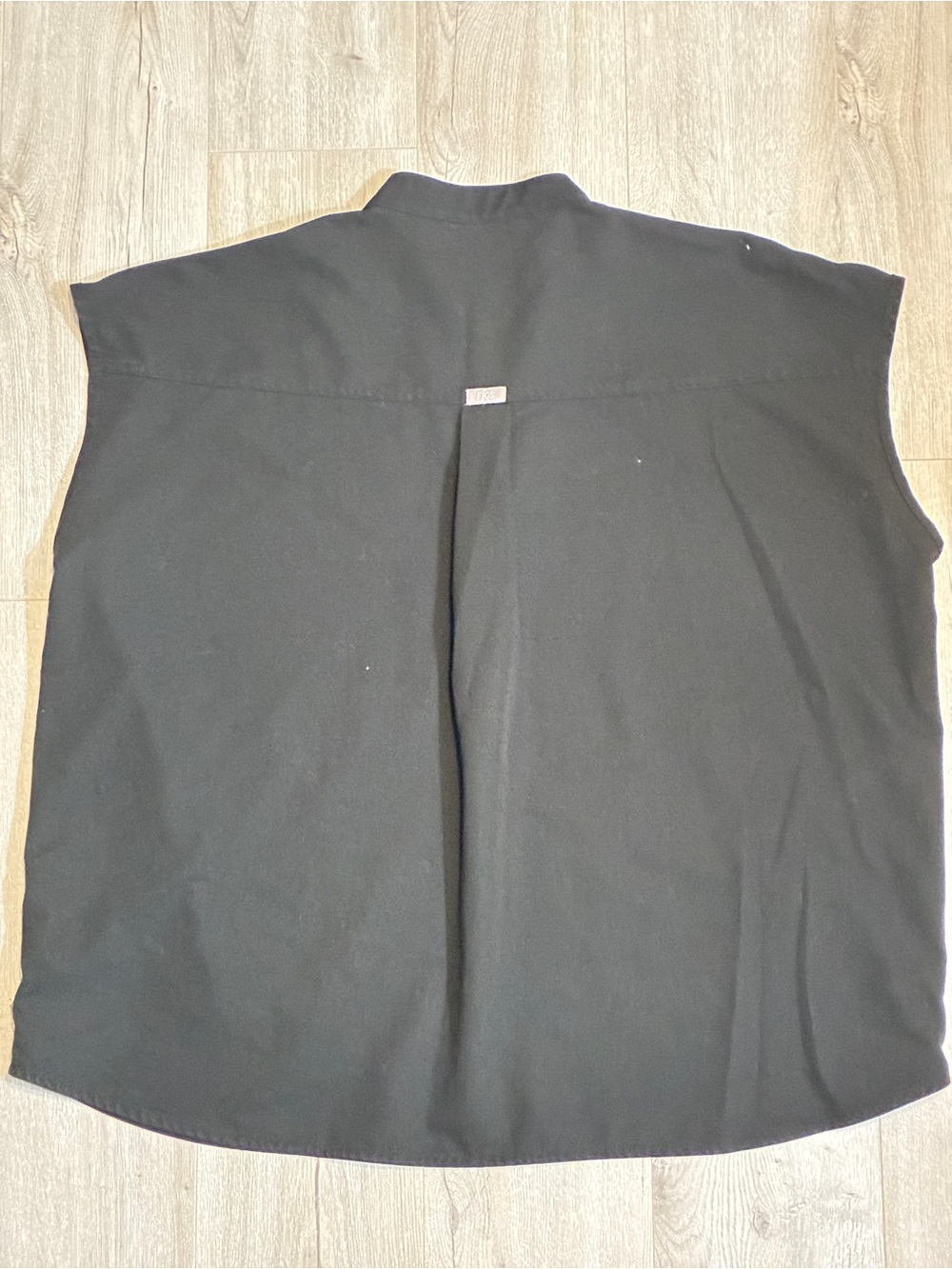 Figs Black Cap-Sleeve Tunic Top - Picture 8 of 8